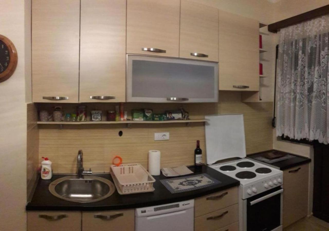Center Lux Apartment Подгорица Екстериор снимка